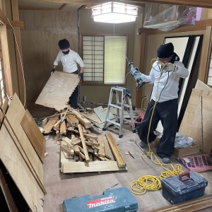 解体中